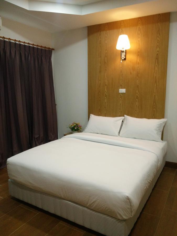 The Sr Residence Lampang Dış mekan fotoğraf